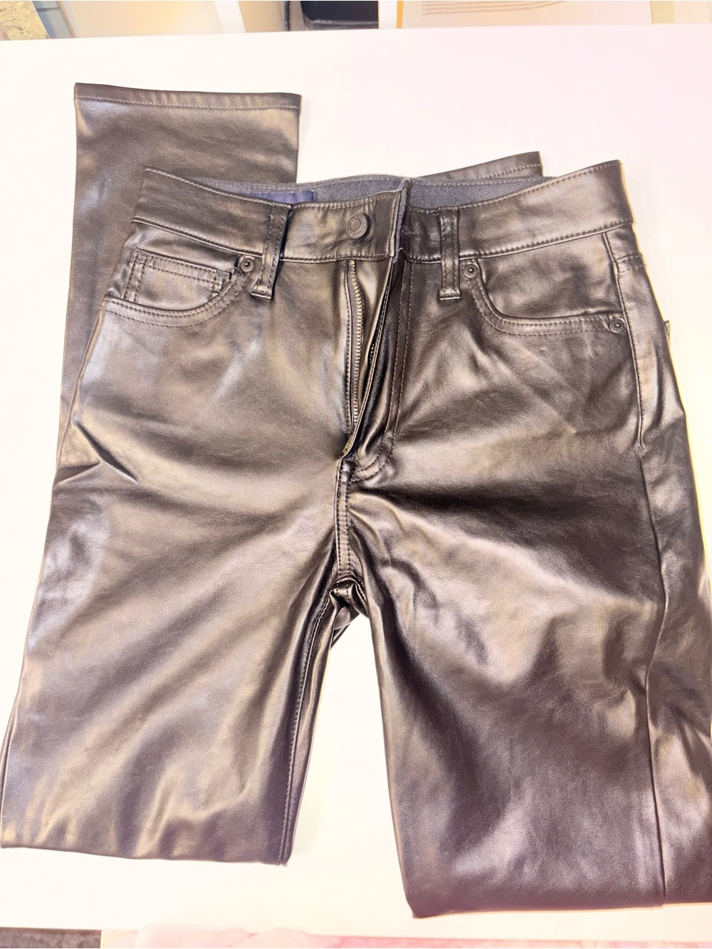 GAP faux leather pants 🖤 Size 00/24R